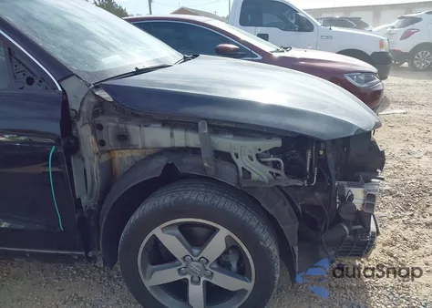 2015 Audi Q3 2.0T Premium Plus z USA, uszkodzony, nr VIN WA1FFCFS9FR007322